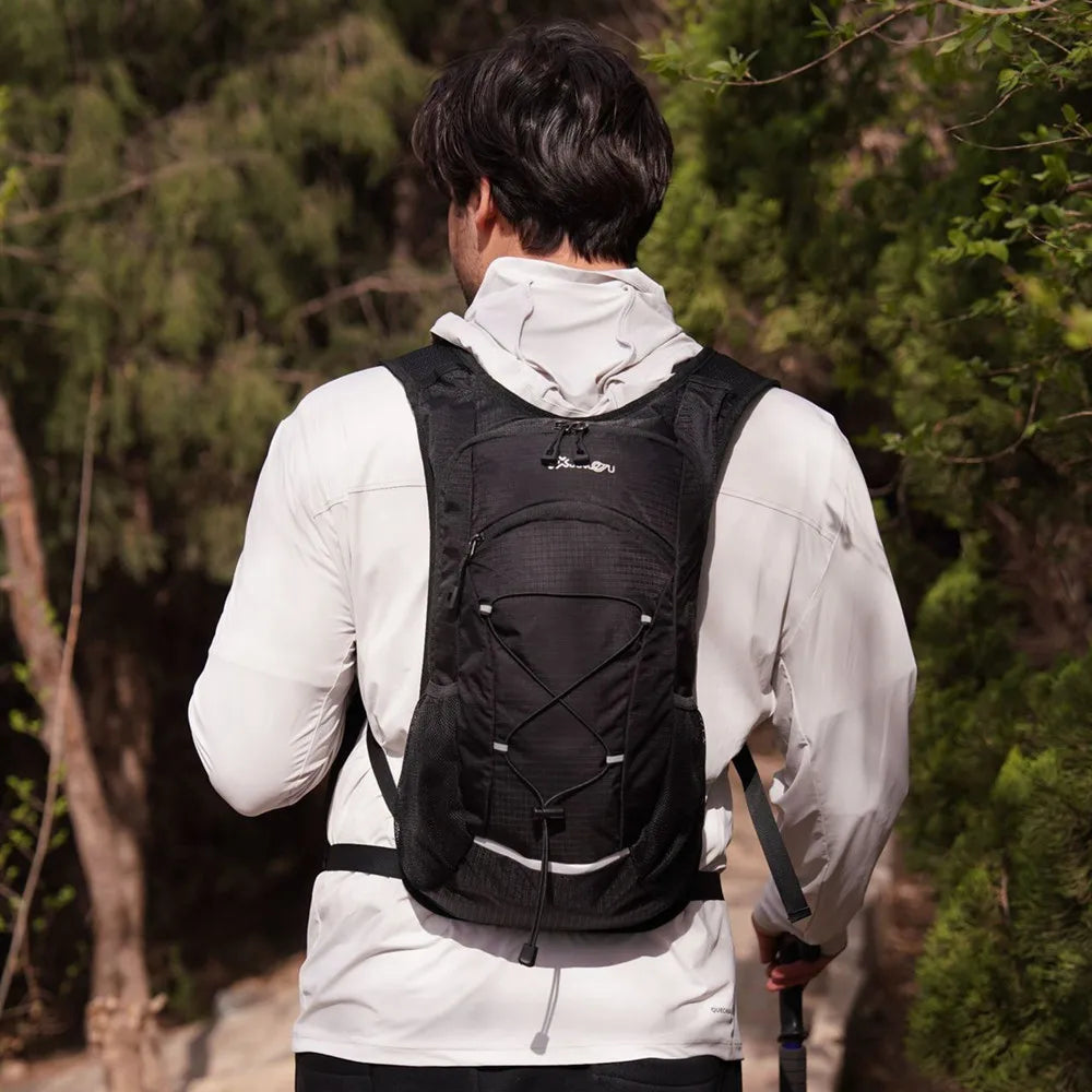 18L Lightweight Hiking Backpack with Hydration Bag