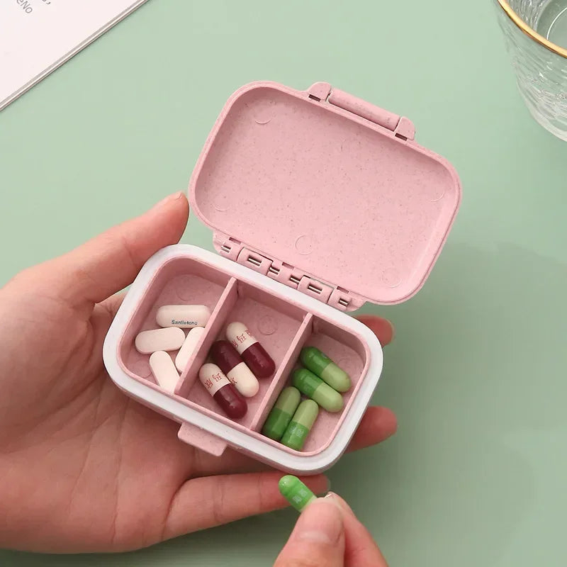 7-Day Weekly Pill Organizer – 21 Compartments