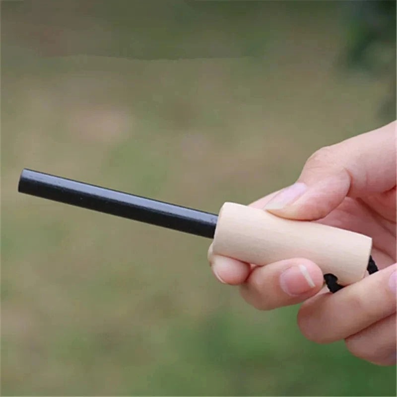 Portable Magnesium Fire Starter for Camping
